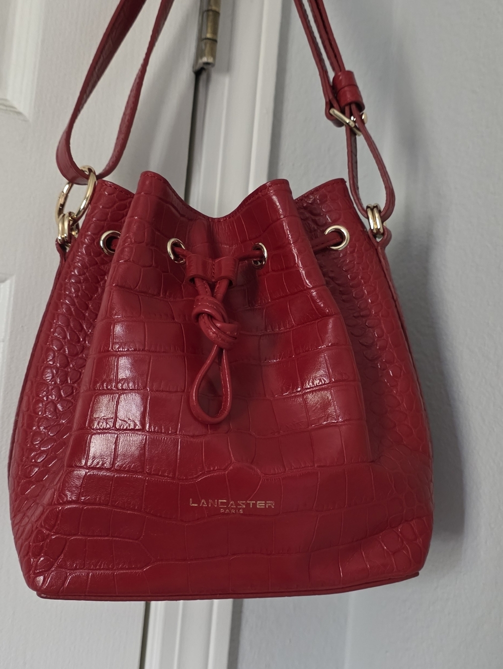 Lancaster Red Bag